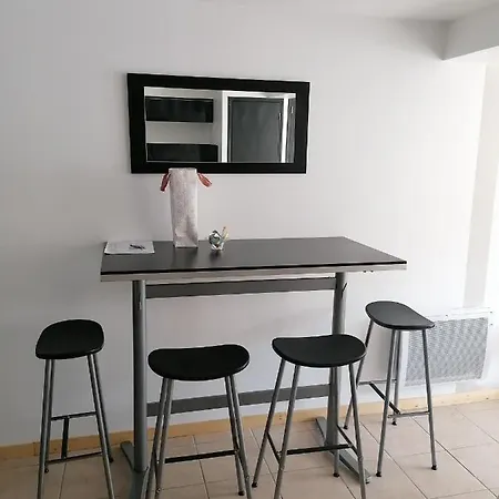 Jolie Maison Avec Jardin A 度假居