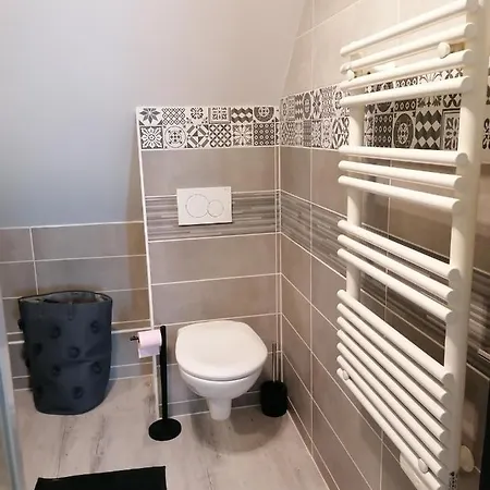 Jolie Maison Avec Jardin A 度假居 *